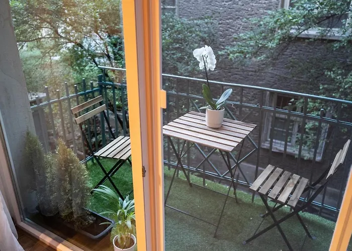 Urban Elegance By Eagles' Bridge * סופיה