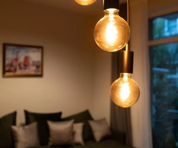 Apartment Urban Elegance By Eagles' Bridge *