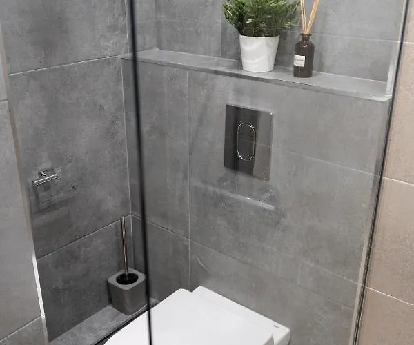 Urban Elegance By Eagles' Bridge Apartamento *